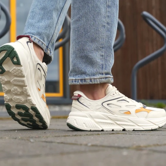 HOKA Clifton L Athletics Shoes Gym Shoes size 12 - Picture 2 of 7